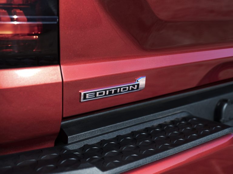 Detail shot of Edition 1 package badge.